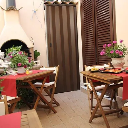 Oda ve Kahvaltı L'angelo Di Borgo