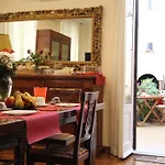 ベッド・アンド・ブレックファスト L'angelo Di Borgo
